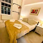 Marble Arch Apartment